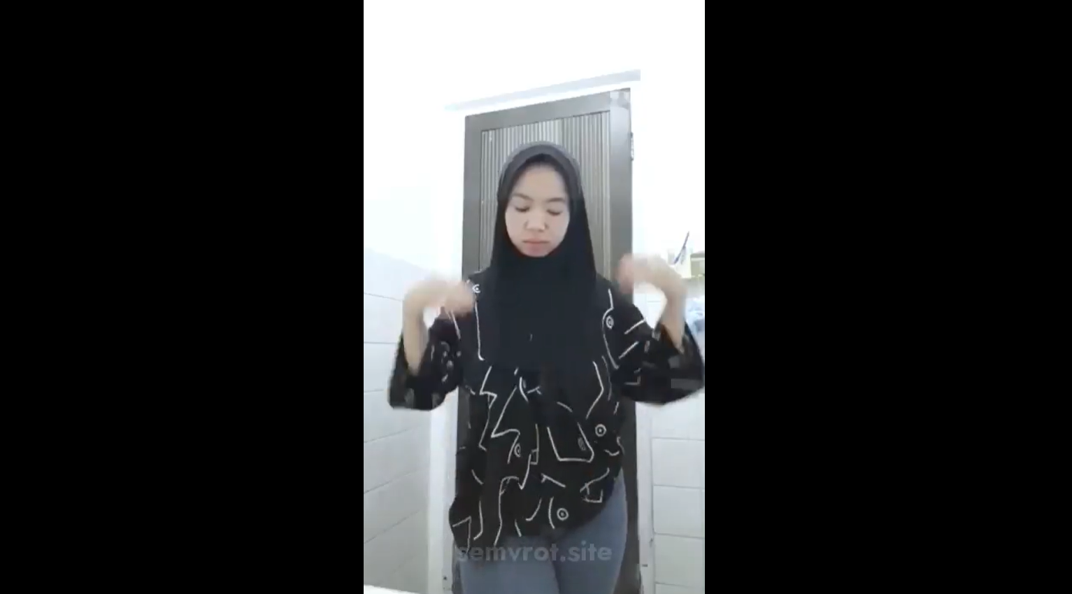 Tante Yola Yang Sedang Viral Top Trending No 1